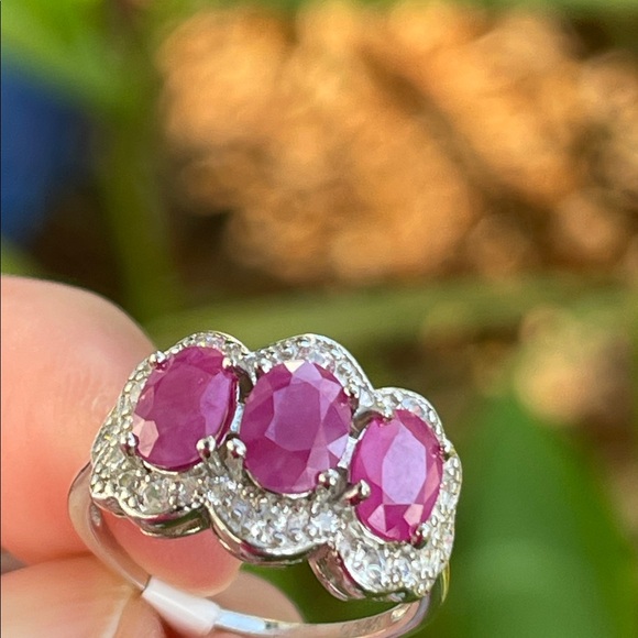 NWT Natural Ruby 3 stone (7X5mm each) Ring w/ CZ accents in 925 Silver Size 6.5 - Picture 9 of 12